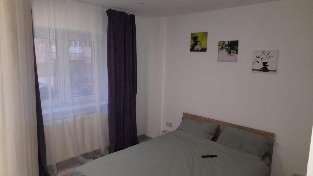 Delia Apartament Alba Iulia Exteriör bild